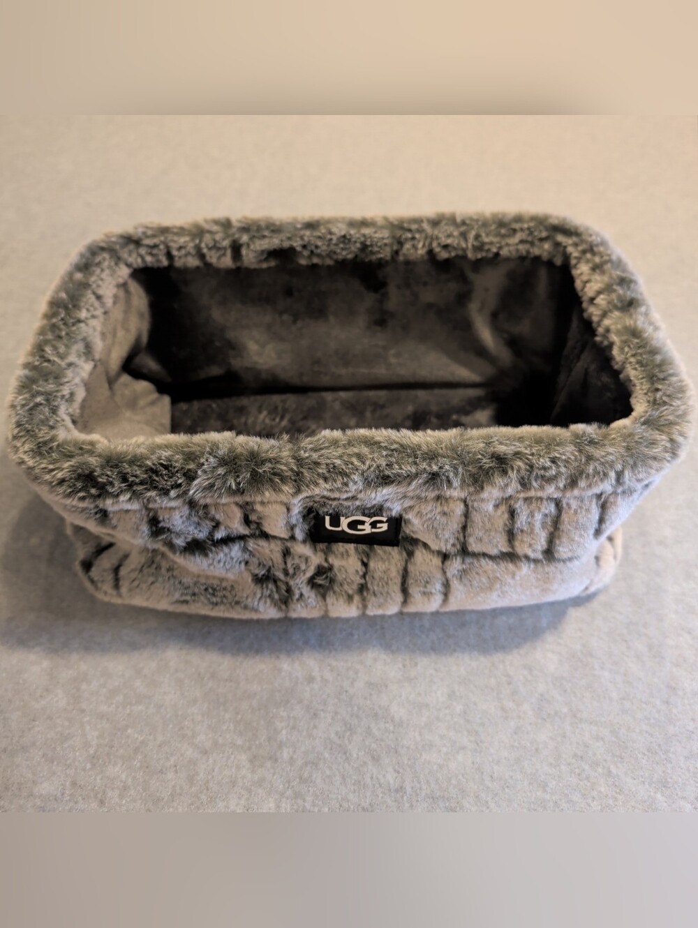 Ugg Iceberg Medium Bin Charcoal Storage Bin